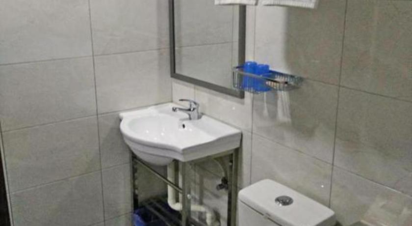 Id Hotel Yayasan Segamat Exterior foto